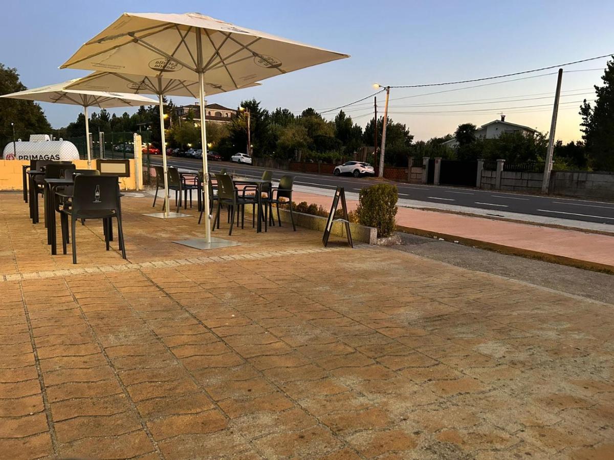 Hostal Restaurante Aqua Ourense Exterior foto
